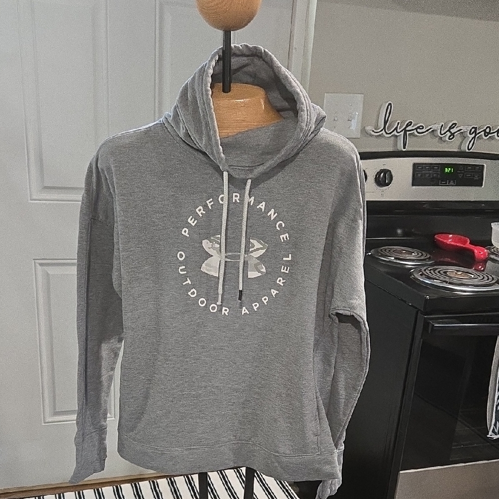 Under Armour Performance Gray Hoodie